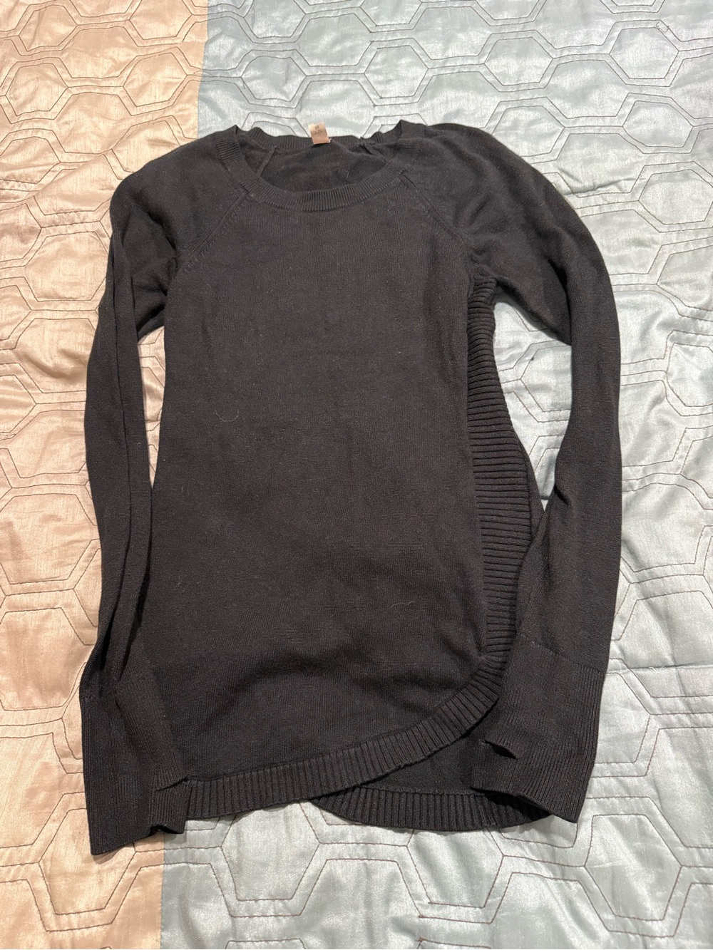 Women’s Lululemon Sweater Long Sleeve Size 2 Black